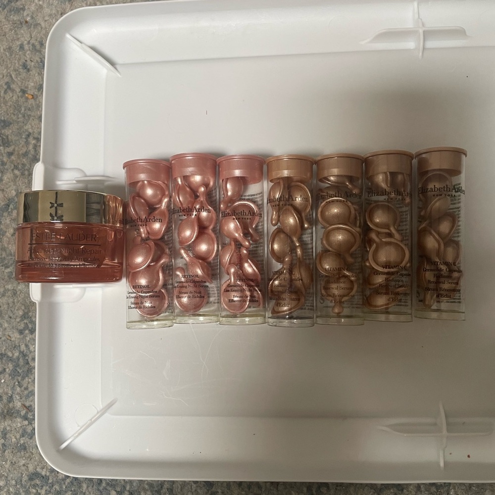 Elizabeth Arden Capsule Collection - Pink and Gold